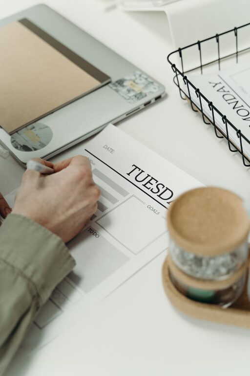 How to Set Realistic Weekly Goals and Achieve Them